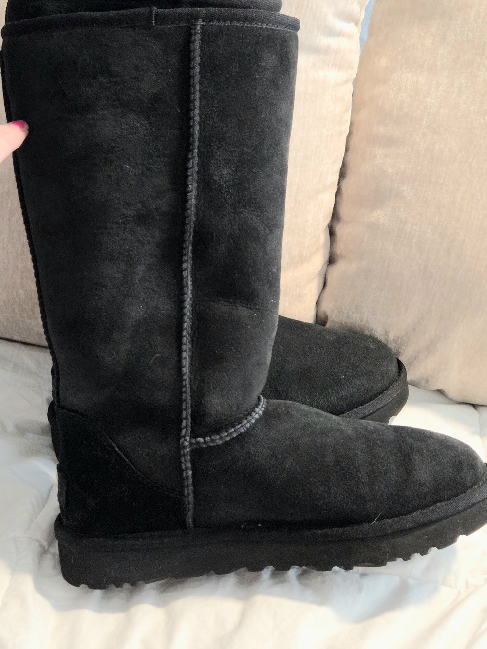 UGG Black Suede Classic Boots Womens Wool Lining Great Condition